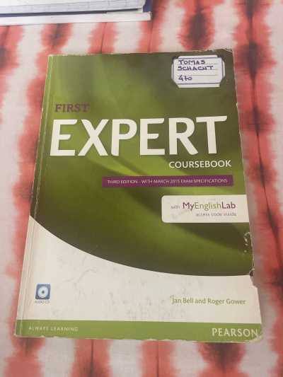 First expert coursebook