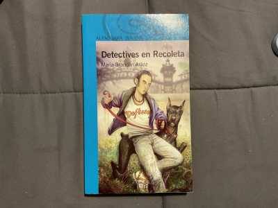 Detectives en Recoleta