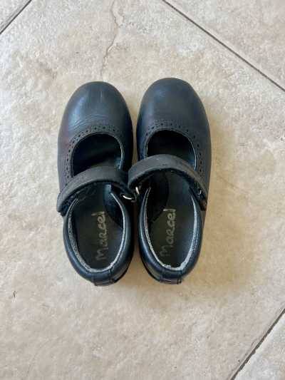 Zapatos colegio