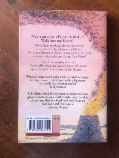 Foto 2 de The Firework-Maker’s Daughter