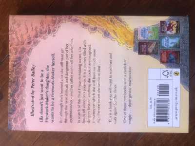 Foto 2 de The Firework-Maker’s Daughter
