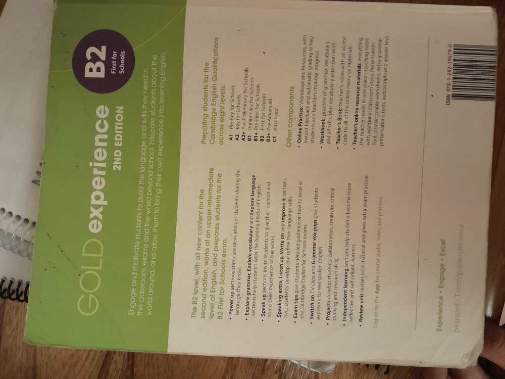 Foto 2 de Gold Experience 2nd Edition B2 Student's Book