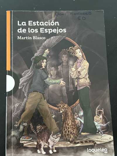 La estación de los espejos