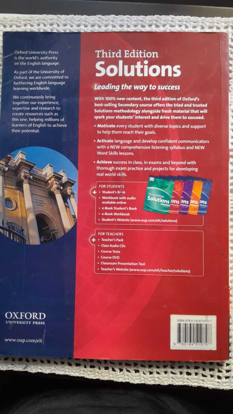 Foto 2 de Solutions Pre Intermediate Sb Third Edition * Oxford