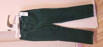 Pantalón corderoy Polo T10