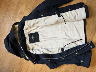 Foto 2 de Campera Hollister azul