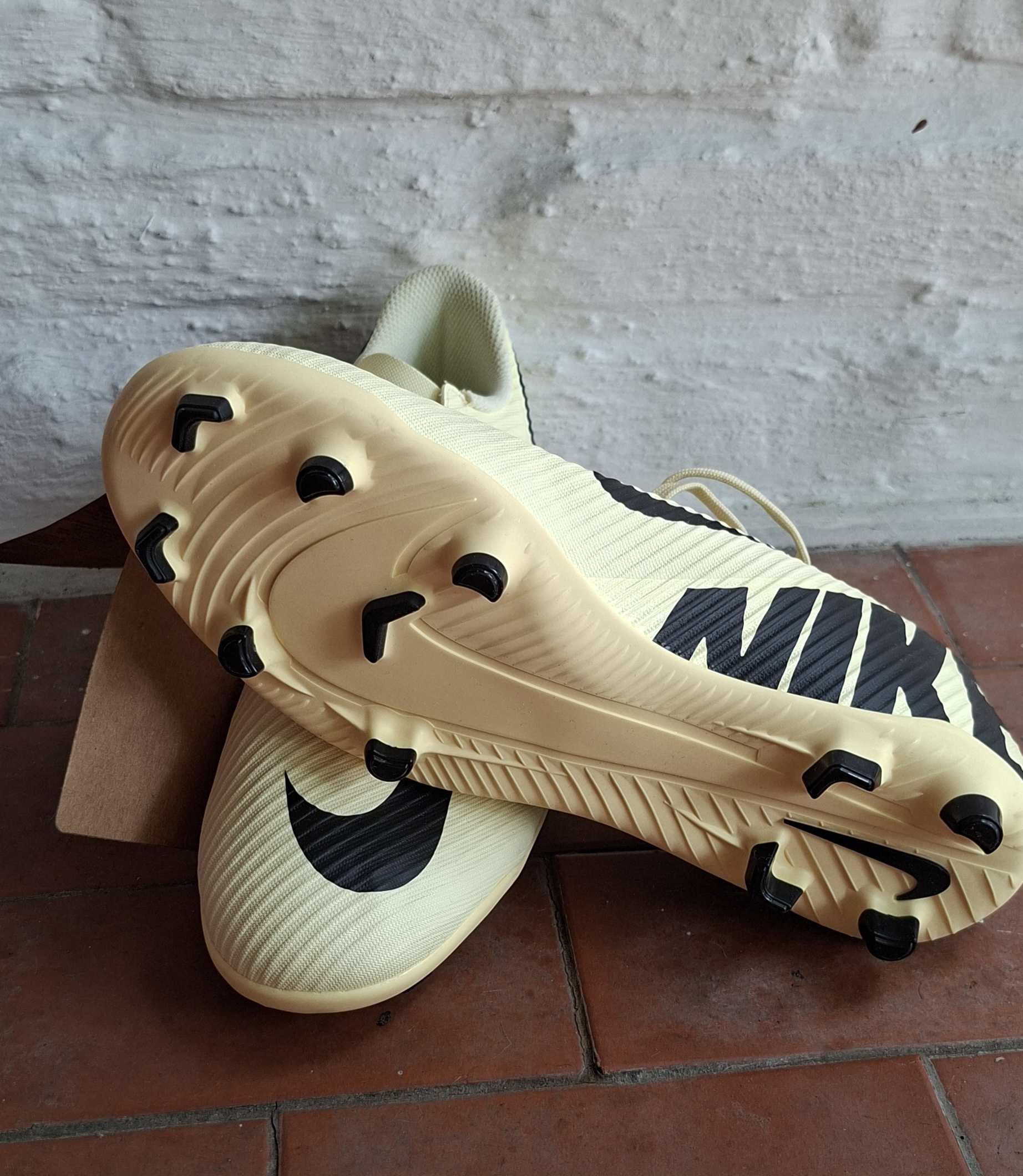 Botines Nike fútbol