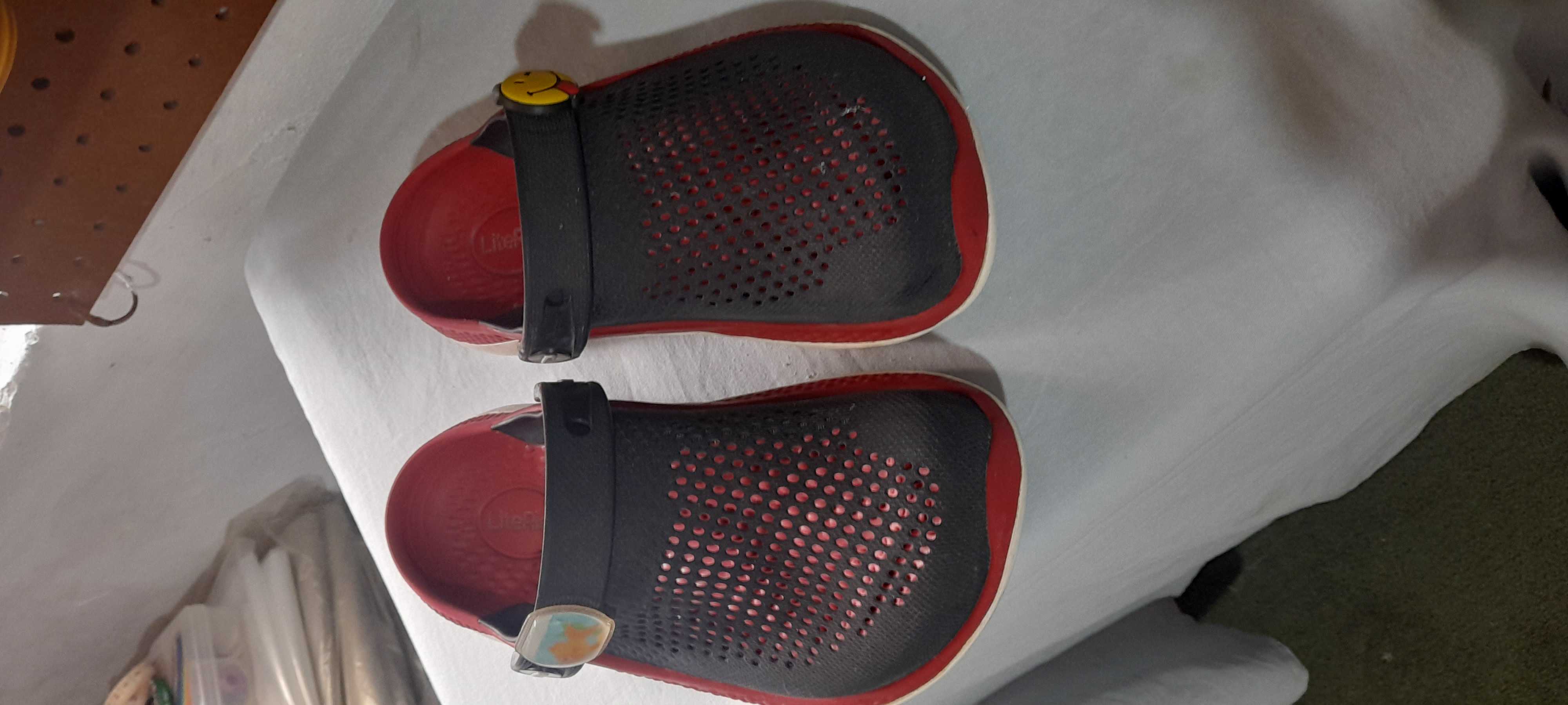 Crocs