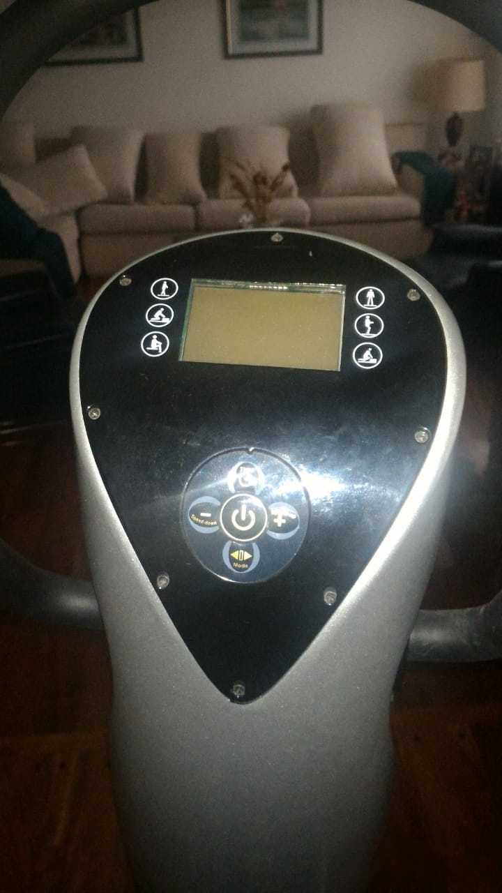 Foto 2 de Plataforma vibratoria para hacer ejercicio