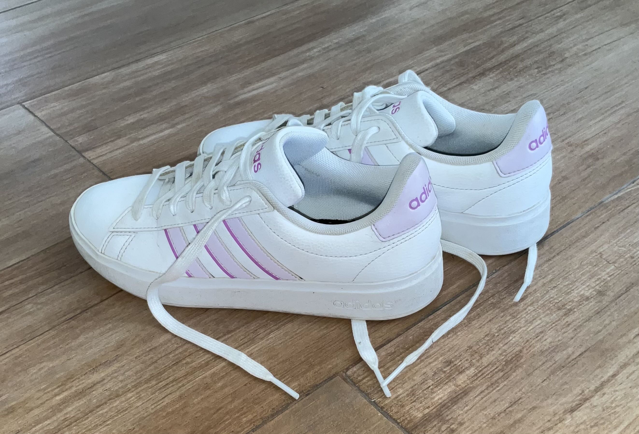Zapatillas Adidas blancas