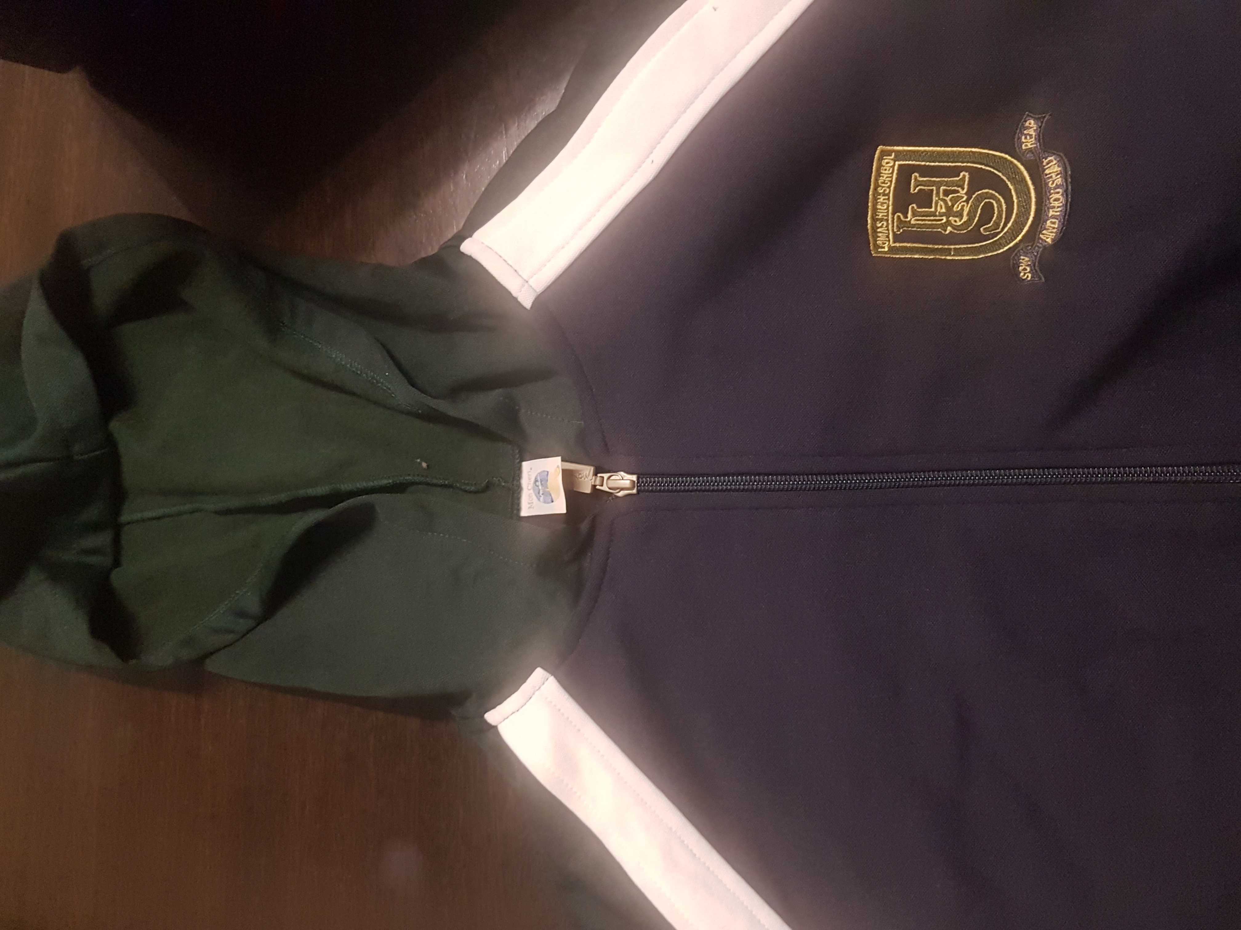 Foto 3 de Campera deportiva